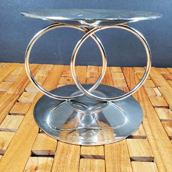 Metal Glow by Galow – Silver Unity Candle Holder Set | Elegant Wedding Ceremony - Picture 14 of 15